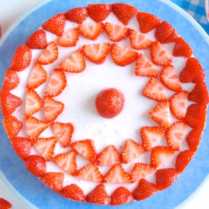 Strawberry Yogurt Mousse Cake Featured