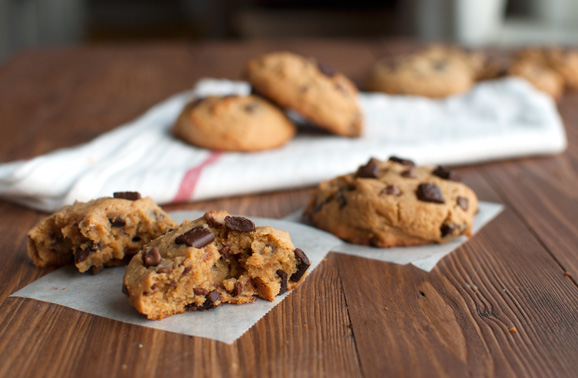 The Tough Cookie | Dulce de Leche Cookies | thetoughcookie.com