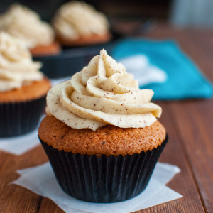 Brown Butter Cupcakes with Brown Butter Buttercream Featured