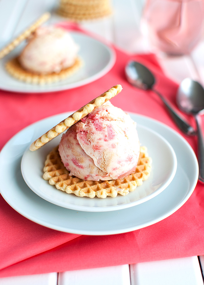 Vanilla Ice Cream with Rhubarb and Cookies Rhubarb and Cookie Swirl Ice Cream